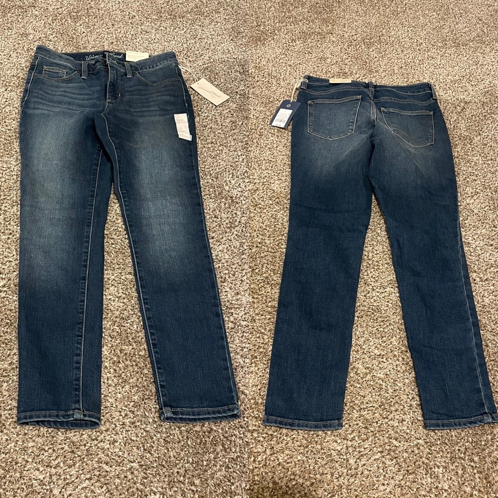 Jeans- mid rise skinny